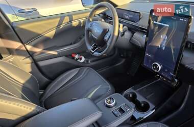 Внедорожник / Кроссовер Ford Mustang Mach-E 2022 в 