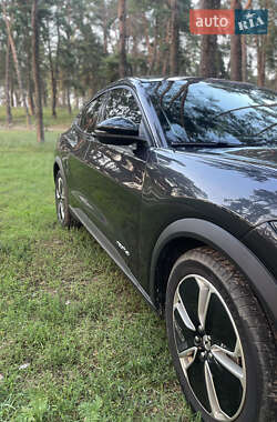 Внедорожник / Кроссовер Ford Mustang Mach-E 2022 в 