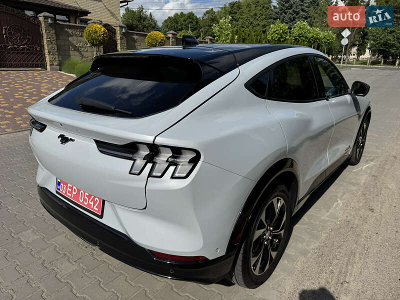 Внедорожник / Кроссовер Ford Mustang Mach-E 2023 в Луцке