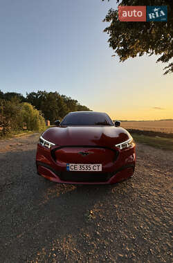 Внедорожник / Кроссовер Ford Mustang Mach-E 2021 в 