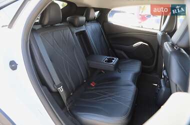Внедорожник / Кроссовер Ford Mustang Mach-E 2021 в 