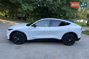 Позашляховик / Кросовер Ford Mustang Mach-E 2023 в 