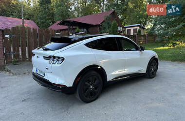 Позашляховик / Кросовер Ford Mustang Mach-E 2023 в 