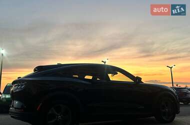 Внедорожник / Кроссовер Ford Mustang Mach-E 2021 в 