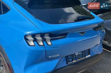 Внедорожник / Кроссовер Ford Mustang Mach-E 2022 в 