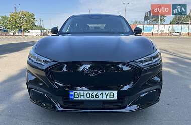 Позашляховик / Кросовер Ford Mustang Mach-E 2023 в 