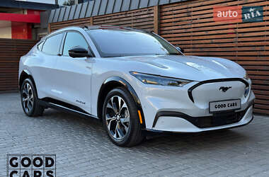 Позашляховик / Кросовер Ford Mustang Mach-E 2023 в 