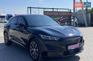 Внедорожник / Кроссовер Ford Mustang Mach-E 2022 в 