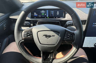 Внедорожник / Кроссовер Ford Mustang Mach-E 2022 в 