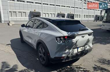 Позашляховик / Кросовер Ford Mustang Mach-E 2022 в 