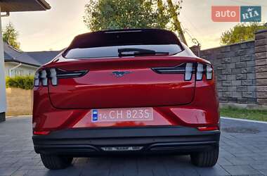 Позашляховик / Кросовер Ford Mustang Mach-E 2021 в 