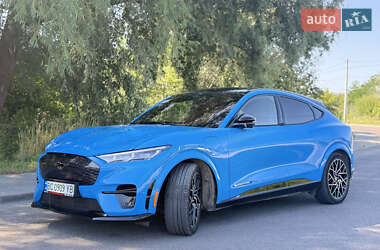 Внедорожник / Кроссовер Ford Mustang Mach-E 2022 в 