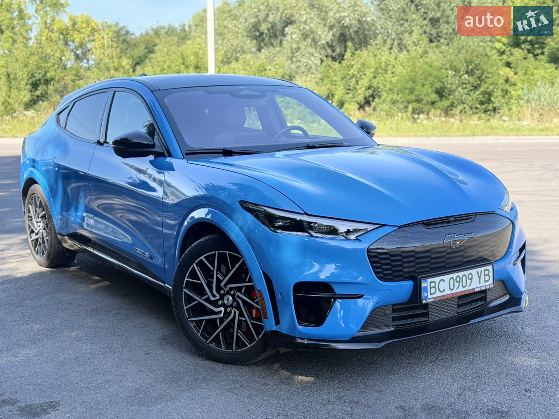 2022 Ford Mustang Mach-E - мініатюра 11