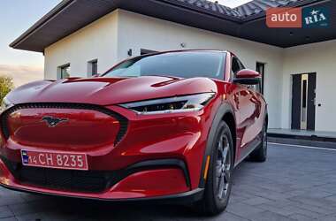 Позашляховик / Кросовер Ford Mustang Mach-E 2021 в 