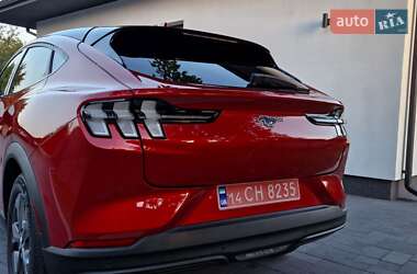 Позашляховик / Кросовер Ford Mustang Mach-E 2021 в 