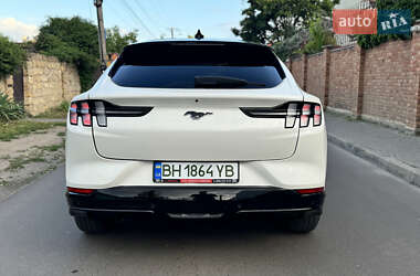 Внедорожник / Кроссовер Ford Mustang Mach-E 2021 в 