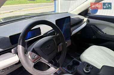 Внедорожник / Кроссовер Ford Mustang Mach-E 2020 в 