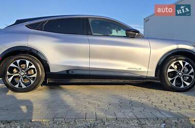 Внедорожник / Кроссовер Ford Mustang Mach-E 2022 в 