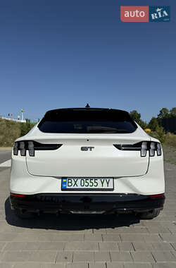 Позашляховик / Кросовер Ford Mustang Mach-E 2023 в 