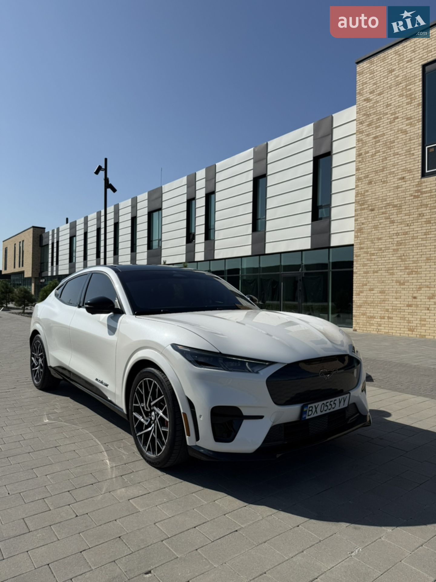 2023 Ford Mustang Mach-E - мініатюра 13