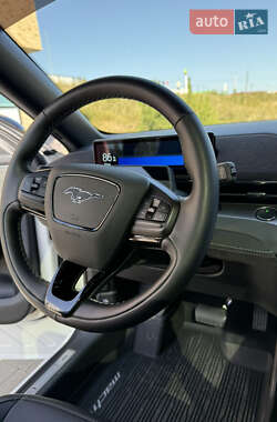 Позашляховик / Кросовер Ford Mustang Mach-E 2023 в 
