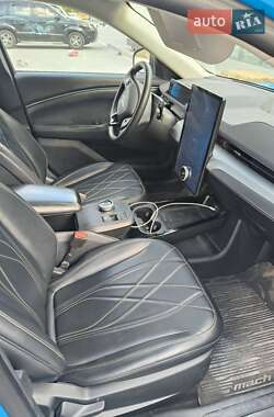 Внедорожник / Кроссовер Ford Mustang Mach-E 2023 в 