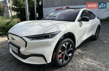 Внедорожник / Кроссовер Ford Mustang Mach-E 2021 в 