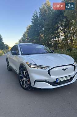 Позашляховик / Кросовер Ford Mustang Mach-E 2022 в 