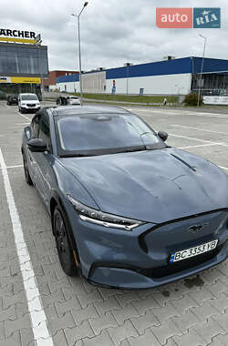 Позашляховик / Кросовер Ford Mustang Mach-E 2023 в 
