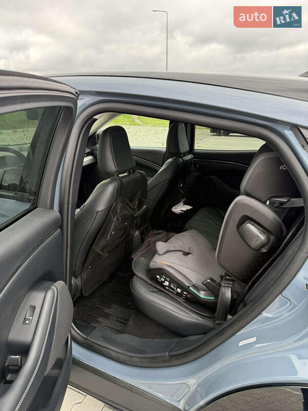 Позашляховик / Кросовер Ford Mustang Mach-E 2023 в Львові