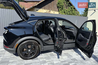 Позашляховик / Кросовер Ford Mustang Mach-E 2022 в 
