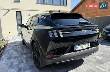 Позашляховик / Кросовер Ford Mustang Mach-E 2022 в 