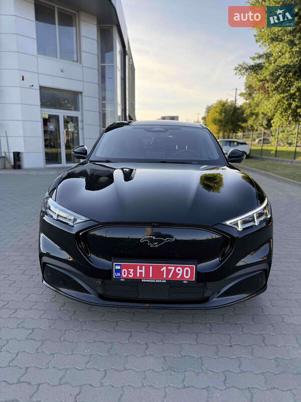 Позашляховик / Кросовер Ford Mustang Mach-E 2021 в Радехові