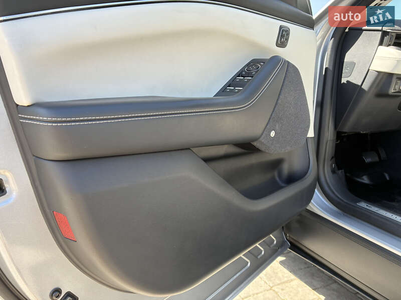 Позашляховик / Кросовер Ford Mustang Mach-E 2021 в Івано-Франківську