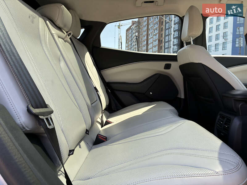 Позашляховик / Кросовер Ford Mustang Mach-E 2021 в Івано-Франківську