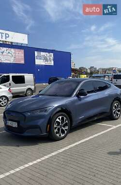 Внедорожник / Кроссовер Ford Mustang Mach-E 2021 в 