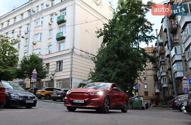 Внедорожник / Кроссовер Ford Mustang Mach-E 2021 в 