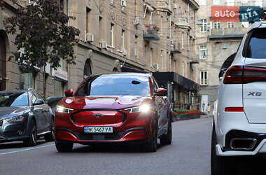 Внедорожник / Кроссовер Ford Mustang Mach-E 2021 в 