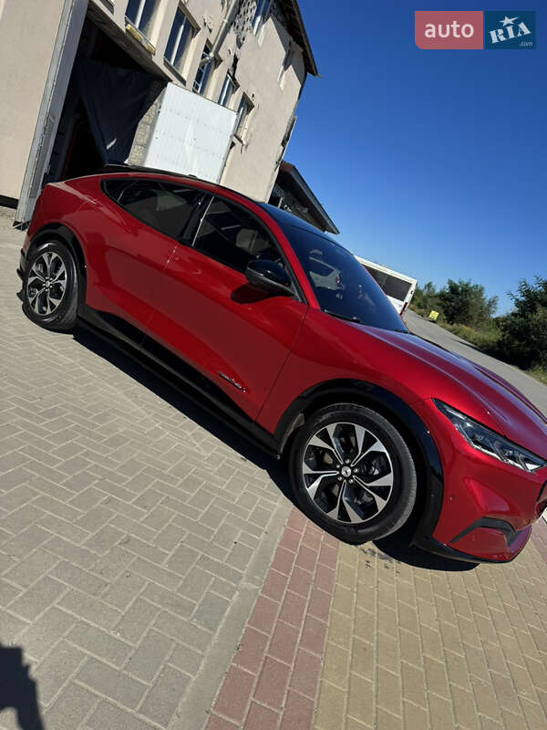 Внедорожник / Кроссовер Ford Mustang Mach-E 2021 в Киеве