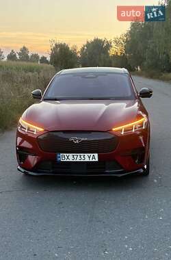 Позашляховик / Кросовер Ford Mustang Mach-E 2022 в 