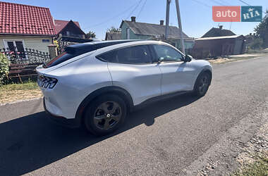 Позашляховик / Кросовер Ford Mustang Mach-E 2021 в 