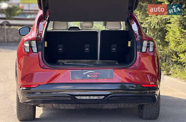 Внедорожник / Кроссовер Ford Mustang Mach-E 2021 в 