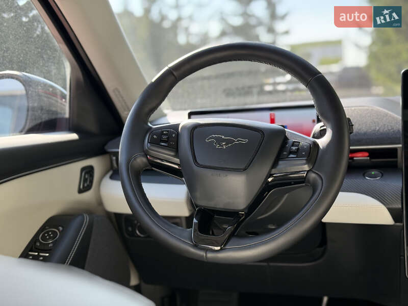Позашляховик / Кросовер Ford Mustang Mach-E 2021 в Тернополі