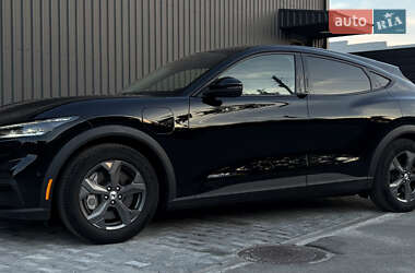 Внедорожник / Кроссовер Ford Mustang Mach-E 2021 в 