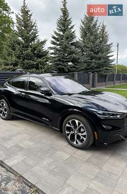 Позашляховик / Кросовер Ford Mustang Mach-E 2023 в 