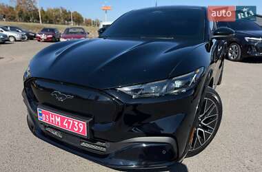Позашляховик / Кросовер Ford Mustang Mach-E 2024 в 