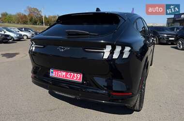 Позашляховик / Кросовер Ford Mustang Mach-E 2024 в 