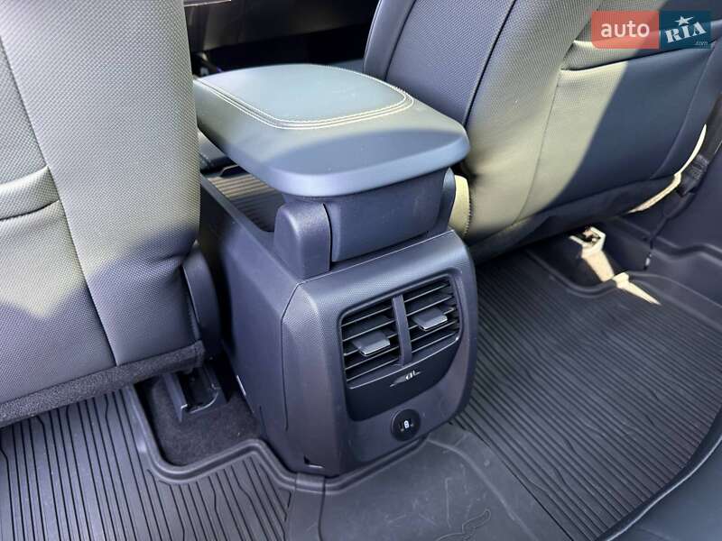 Внедорожник / Кроссовер Ford Mustang Mach-E 2024 в Кривом Роге фото 49 Внедорожник / Кроссовер Ford Mustang Mach-E 2024 в Кривом Роге