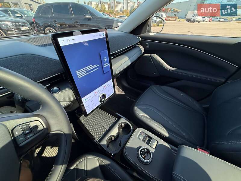 Внедорожник / Кроссовер Ford Mustang Mach-E 2024 в Кривом Роге фото 62 Внедорожник / Кроссовер Ford Mustang Mach-E 2024 в Кривом Роге