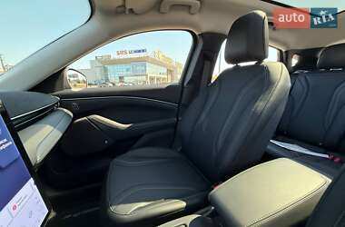 Позашляховик / Кросовер Ford Mustang Mach-E 2024 в 